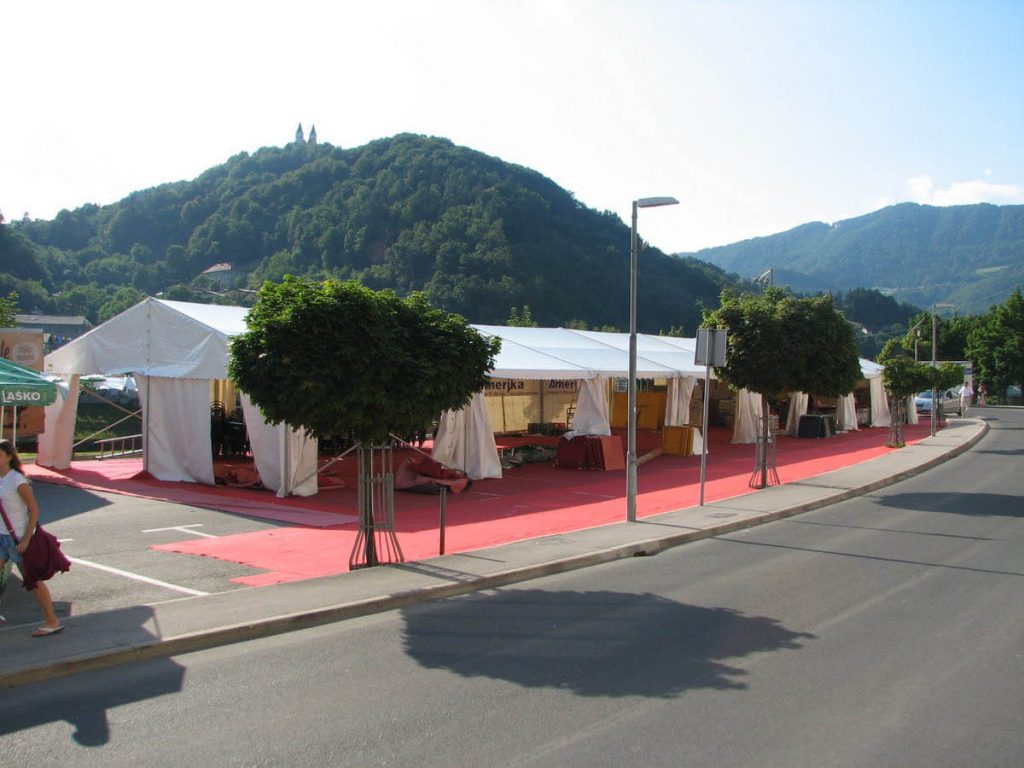 Montažni šotori Montažni šotori